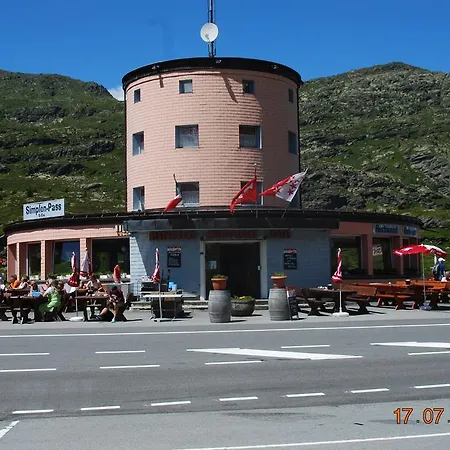 Restaurant Monte Leone מלון